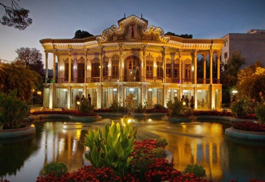  عمارت شاپوری: شکوه تاریخ در دل باغی دلگشا