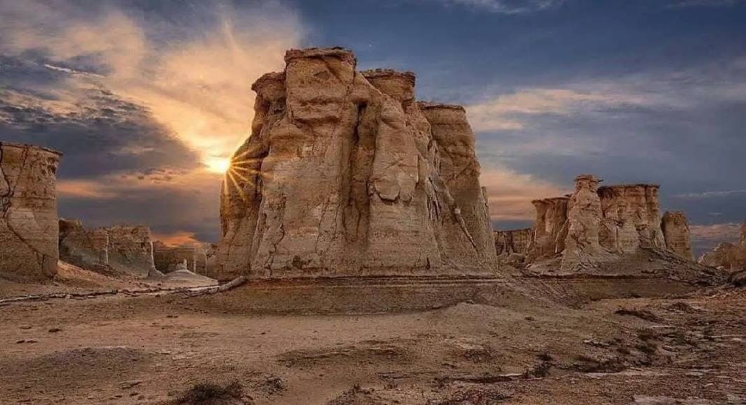 دره ستارگان: سفری به دنیای ناشناخته‌ها