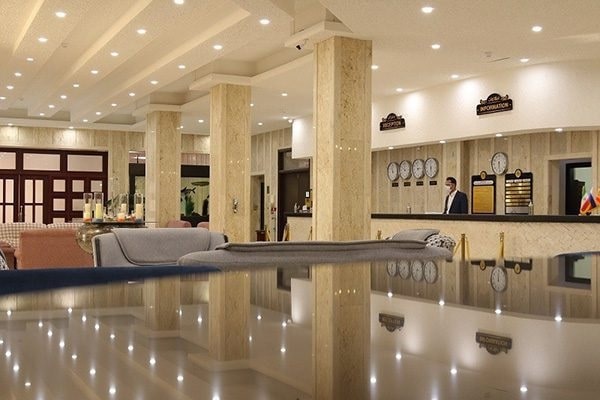 امکانات و خدمات هتل گامبرون کیش