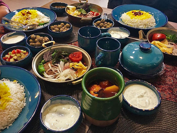 سفره رنگین و جذاب کشکول در ارومیه