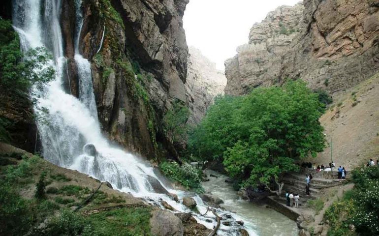 آبشار نوژیان