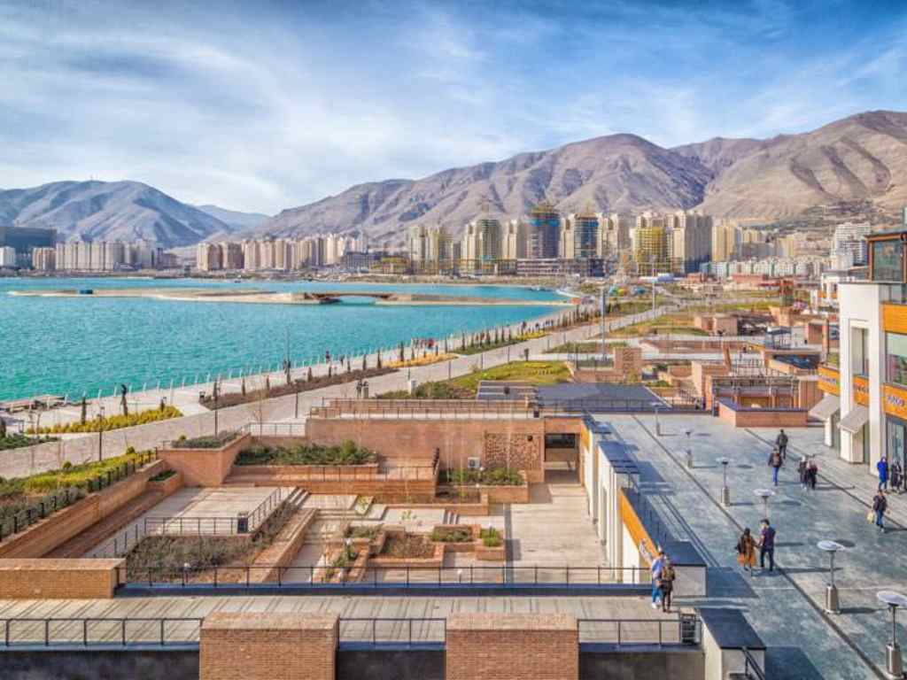 پارک چیتگر و مجموعه تفریحی بام لند