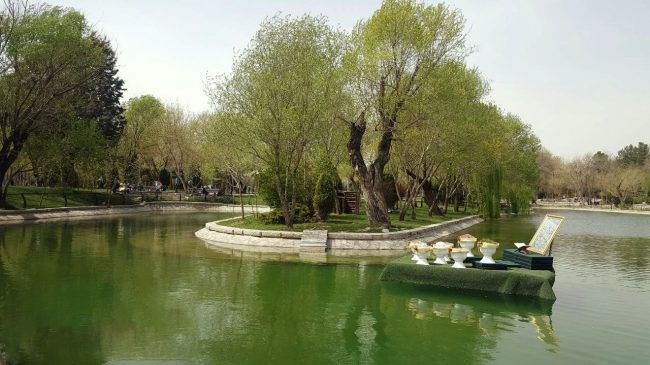 دریاچه بوستان پارک مشهد