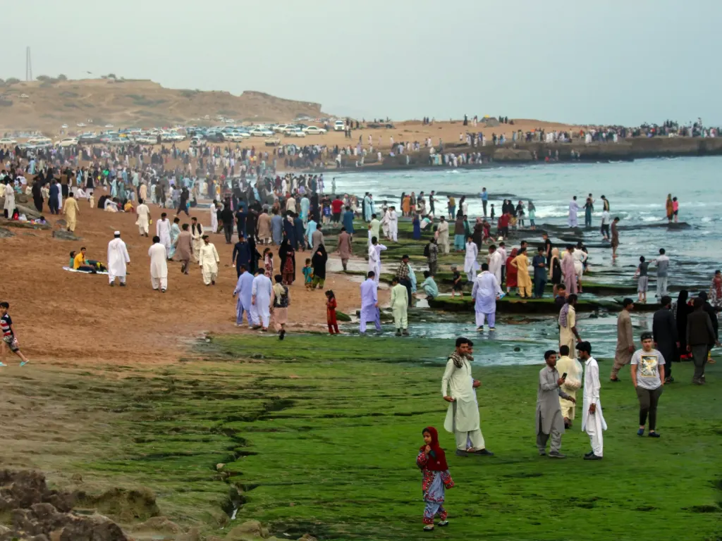 پیاده‌روی و دوچرخه‌سواری در چابهار