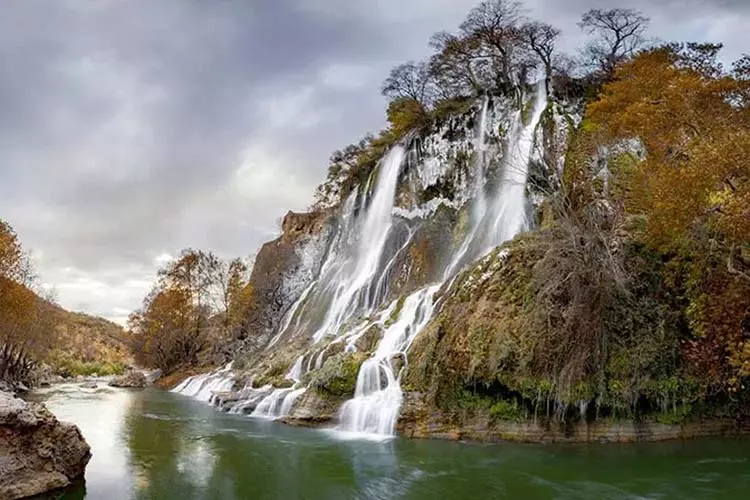 آبشار زیبای کبوترلو