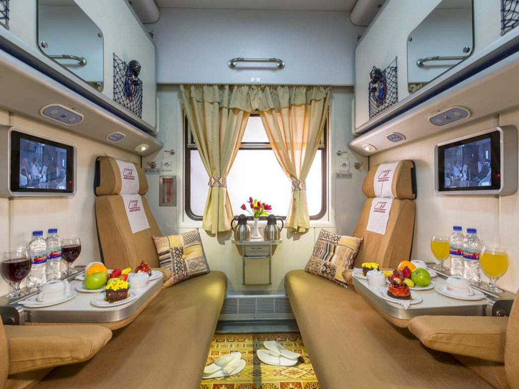 ایستگاه قطار تهران