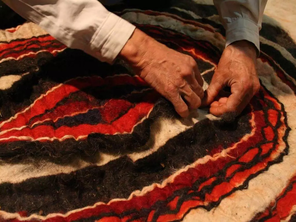 سوغاتی های رستم آباد گیلان