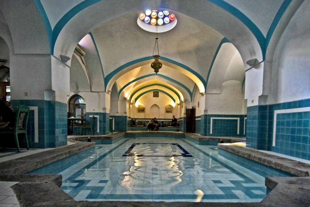 حمام خان یزد از دیدنی های یزد در سفر به یزد