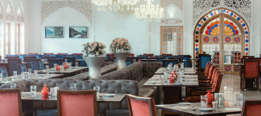 رستوران دیبا هتل اسپیناس پالاس تهران