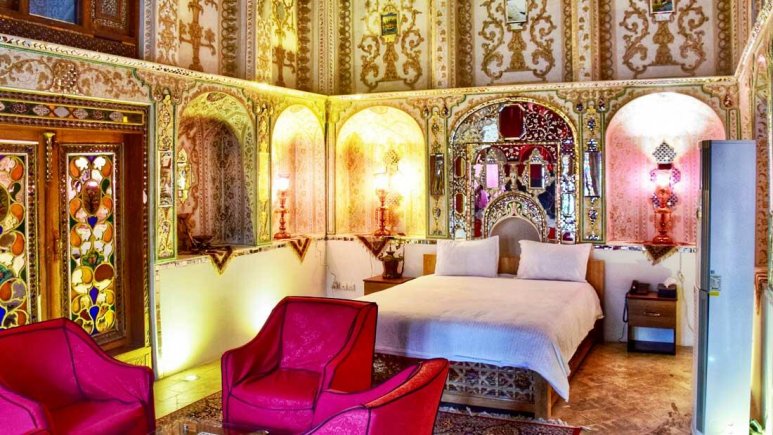 اتاق شاه نشین هتل سنتی اصفهان
