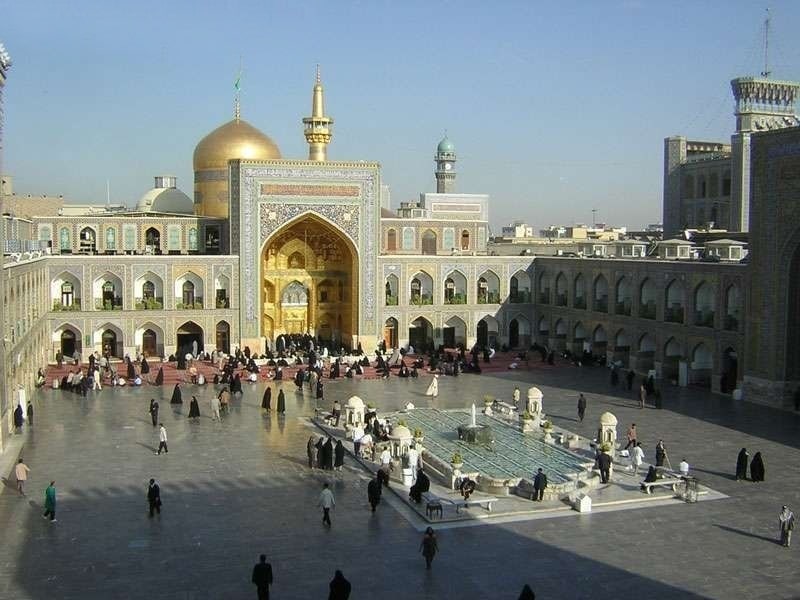 صحن‌های حرم: فضاهایی برای آرامش و عبادت