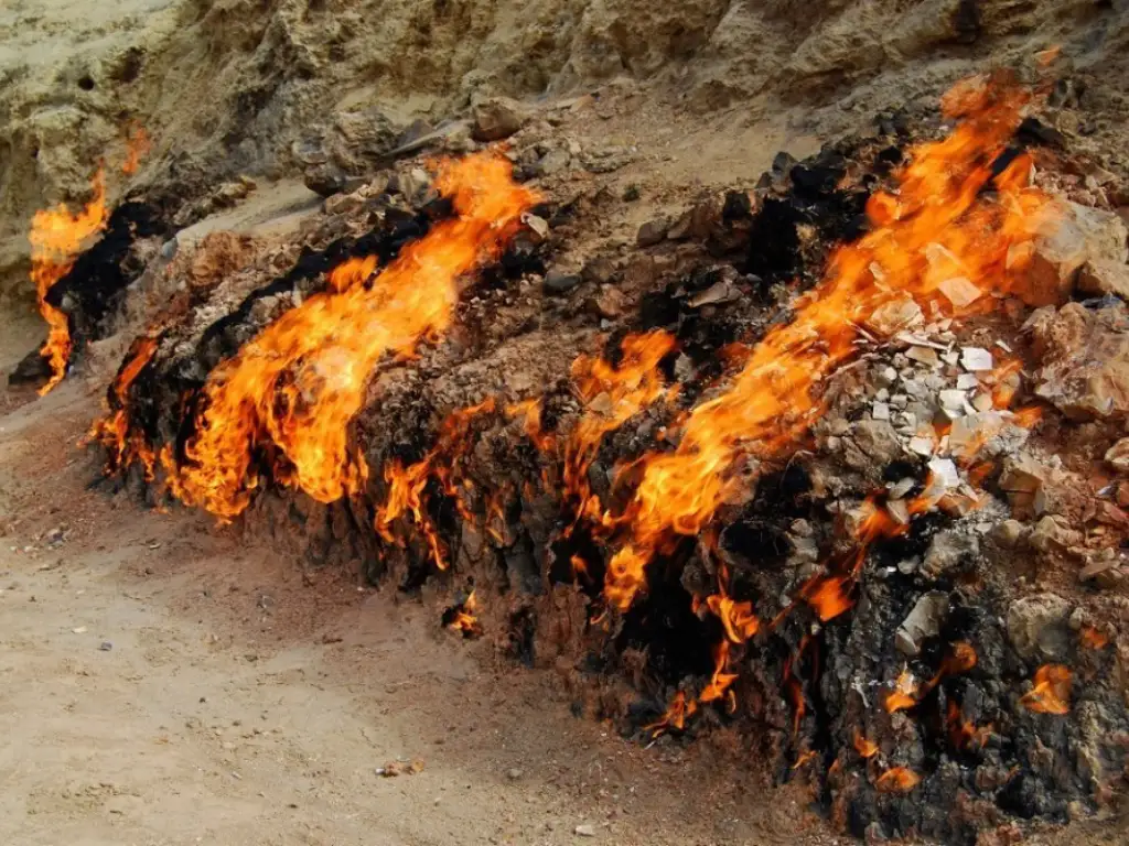 کوه سوزان