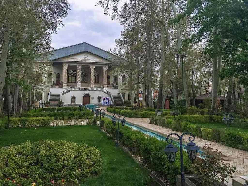 عمارت باغ فردوس، قرارگاهی عاشقانه برای دوران‌ها!