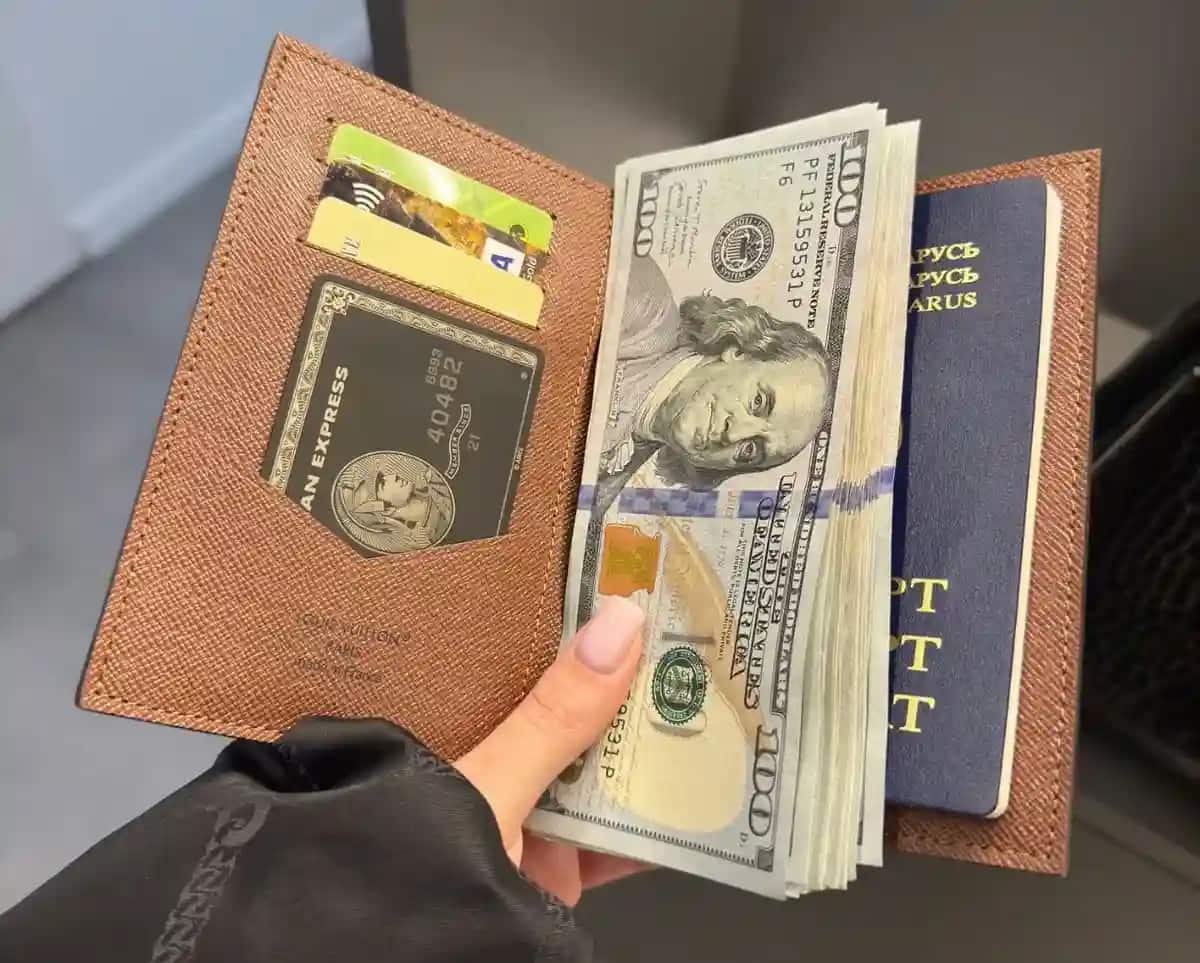 مدارک لازم برای ثبت نام ارز مسافرتی