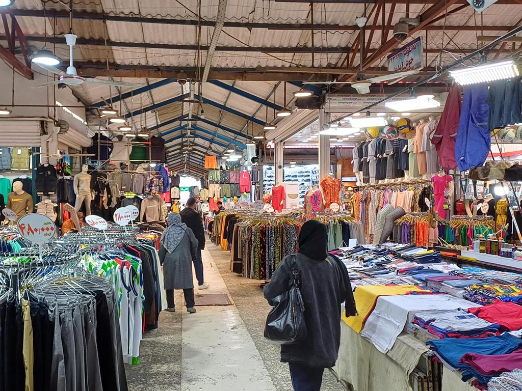 بازار بزرگ ساحلی آستارا