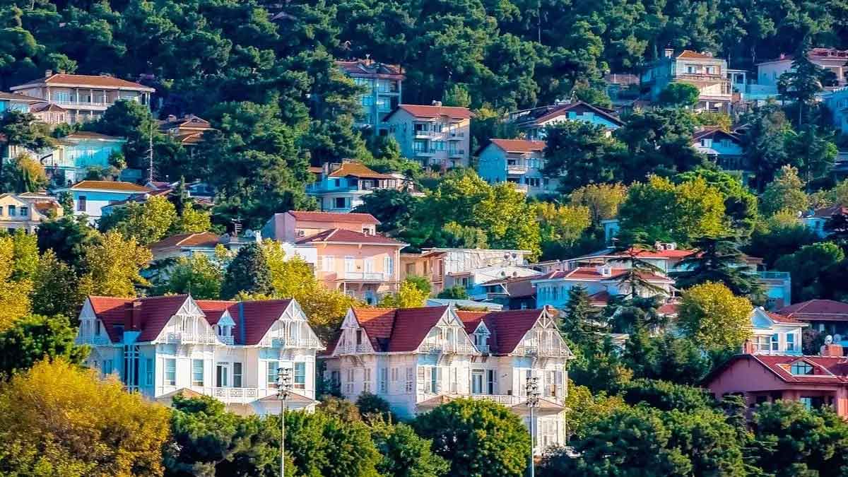 بیوک آدا؛ بزرگ‌ترین جزیره استانبول 