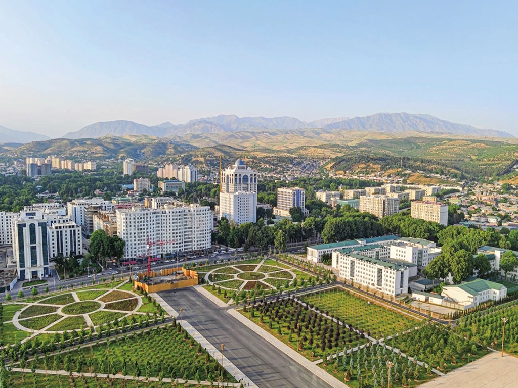 تاجیکستان؛ دوست و هم زبان