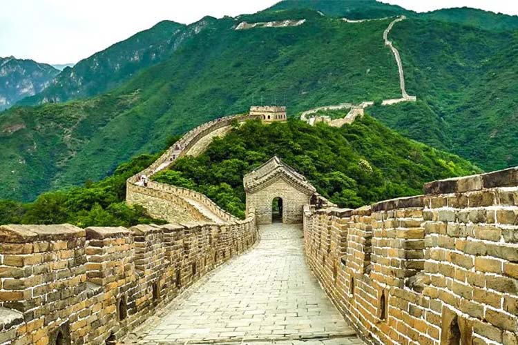 ۱۵ گذرگاه استراتژیک در دیوار بزرگ چین وجود دارند