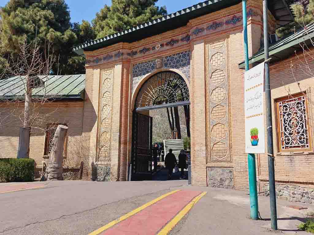 کاخ سعداباد تهران کجاست؟