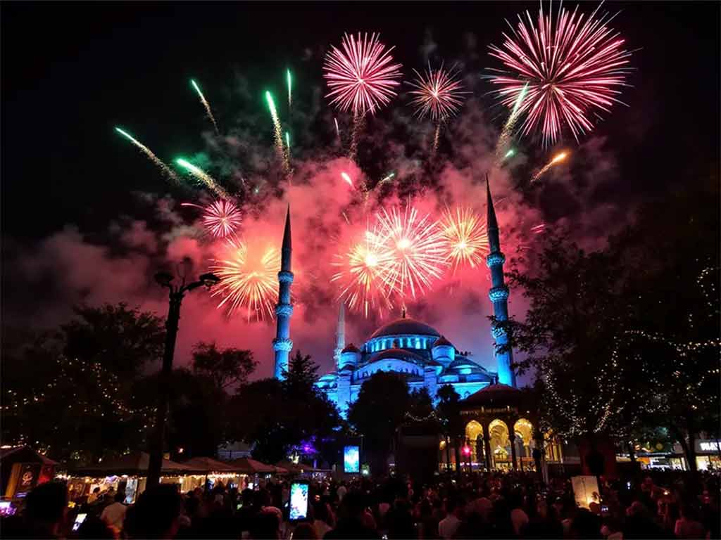 بهترین فصل برای شرکت در فستیوال‌ها و جشنواره‌های استانبول