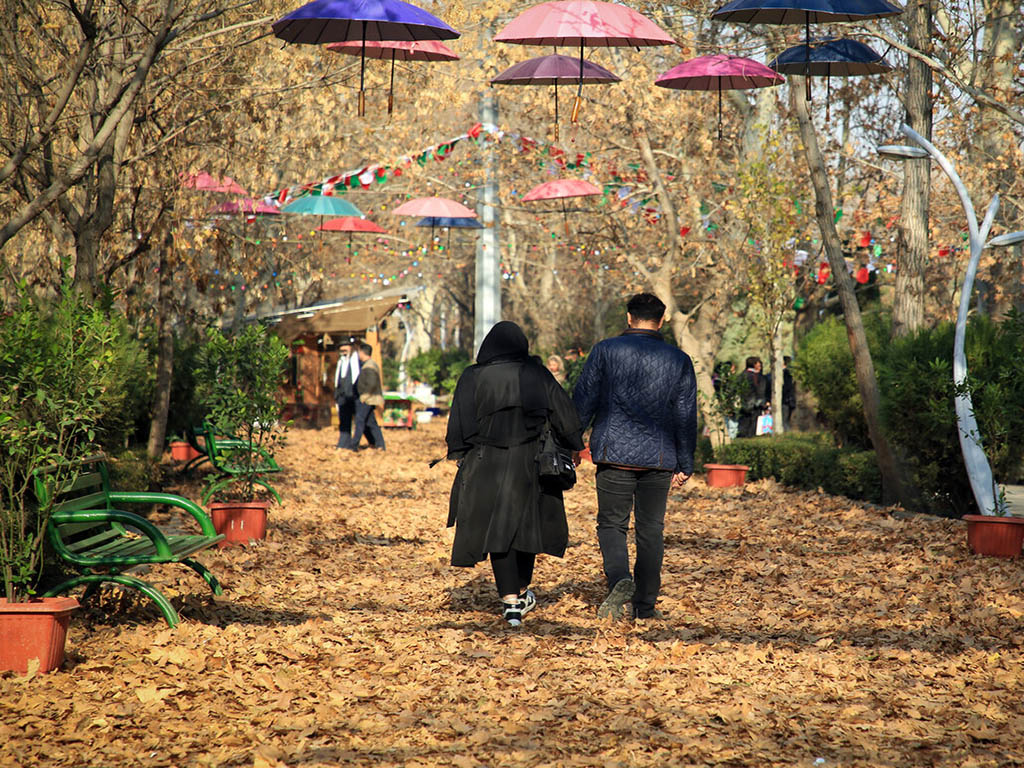 هزینه ورود و ساعت بازدید از پارک لاله تهران