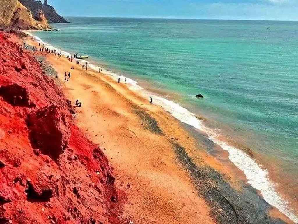جزیره هرمز کجاست؟