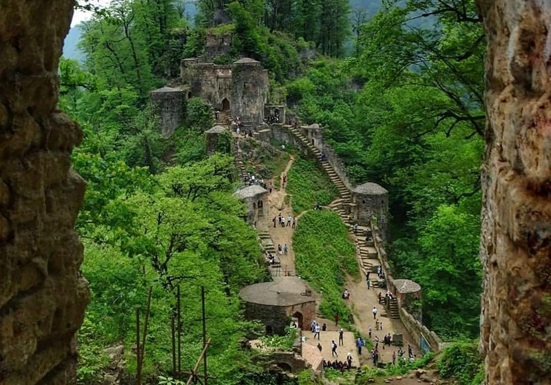 جاهای دیدنی ایران؛ قلعه رودخان گیلان