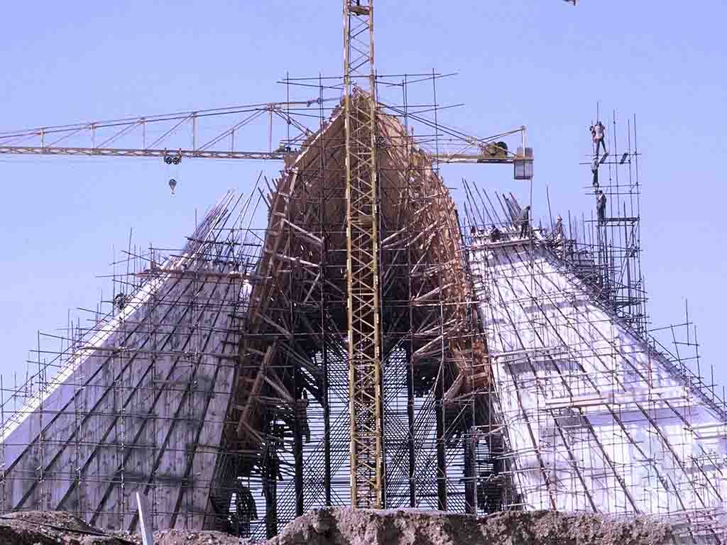 معماری برج آزادی