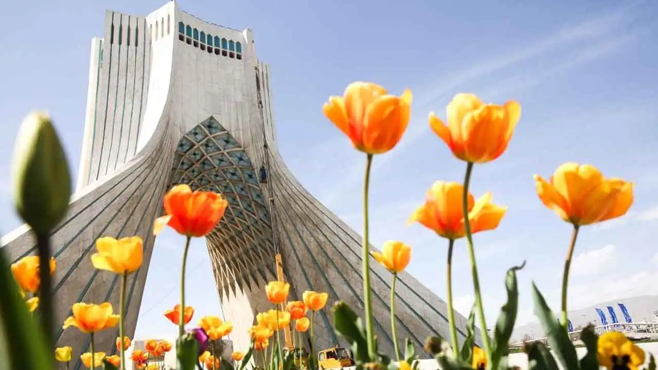 دیدنی های اطراف برج میدان آزادی تهران