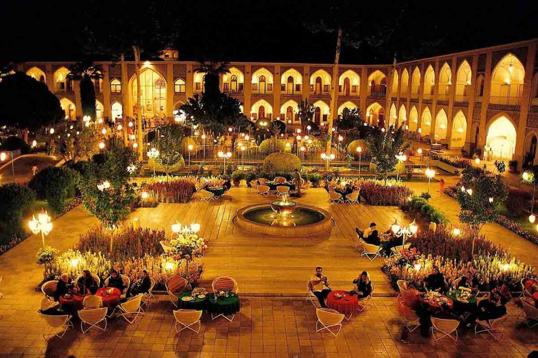 the best hotels in isfahan