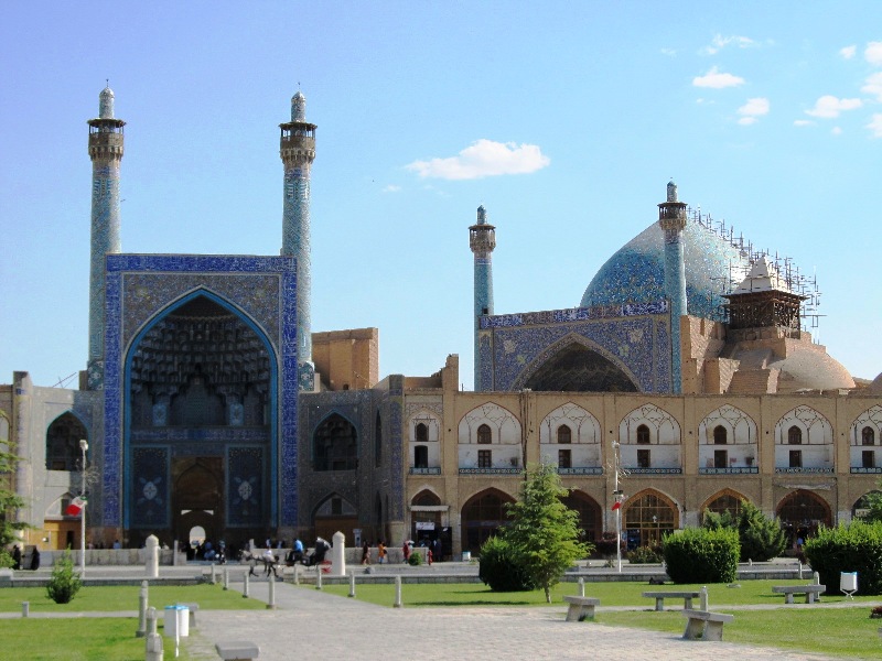 shah mosque in naghshe jahan square